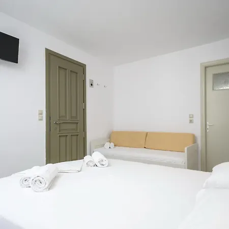 Soula Naxos Hotell *