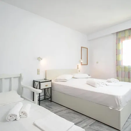 Soula Naxos Hotel *