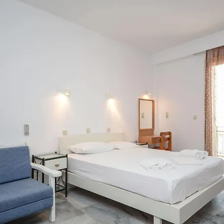 Soula Naxos Hotell *